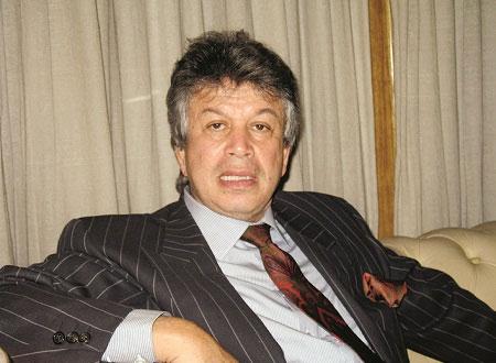 طارق نور: مستعد لبيع قنواتي للاخوان