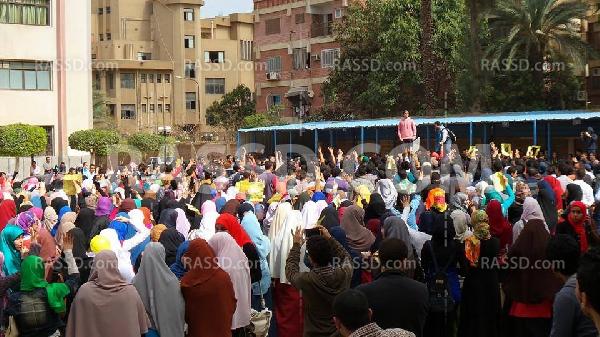 مسيرة وإضراب عن الدراسة بجامعة المنصورة رفضا لاعتقال الطلاب