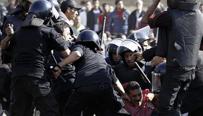 سيف عبدالفتاح: لن يردع “بلطجة الداخلية” غير ثورة قادمة