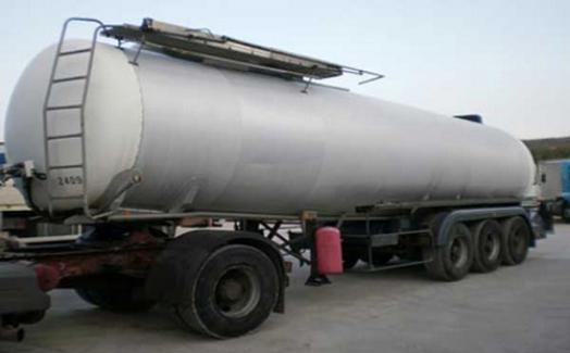 ضبط ومصادرة 33 الف لتر سور مهربة بالشرقية