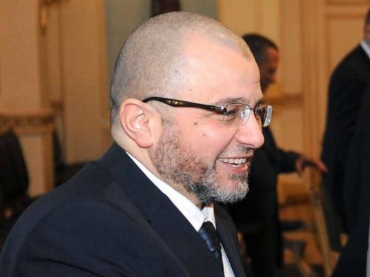 الجزيرة: قنديل يزور ميدان التحرير