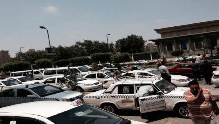 بالفيديو.. رئيس جمعية التاكسي: شركة “أوبر وكريم” تعمل بشكل غير قانوني