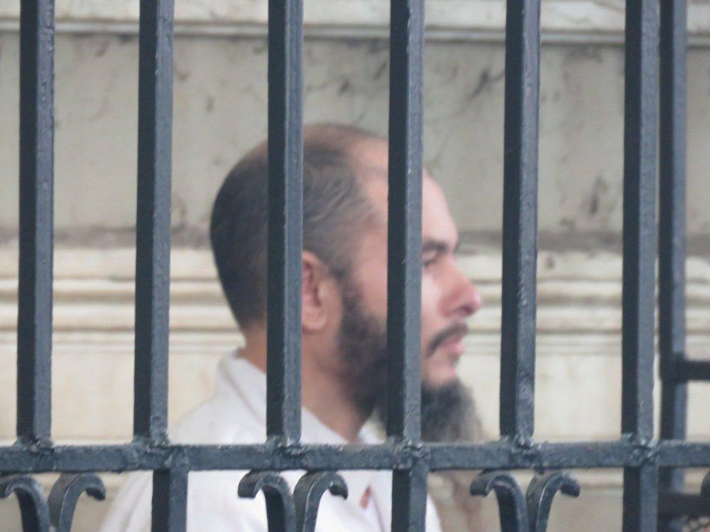 جنايات الإسكندرية تقضي بإعدام”عسلية” بتهمة قتل صاحب محل خمور