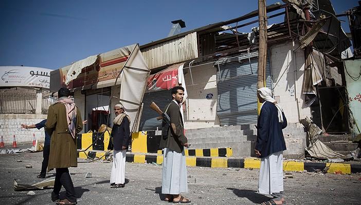 اشتباكات بين قوات الأمن ومسلحي اللجان الشعبية في اليمن