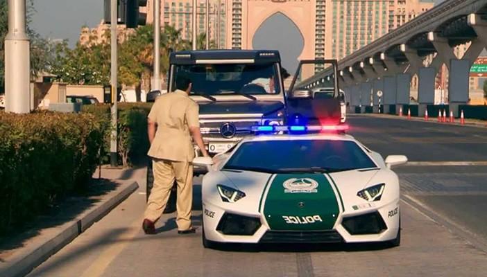 “رايتس ووتش” تنتقد احتجاز الإمارات لنجل أحد مستشاري مرسي