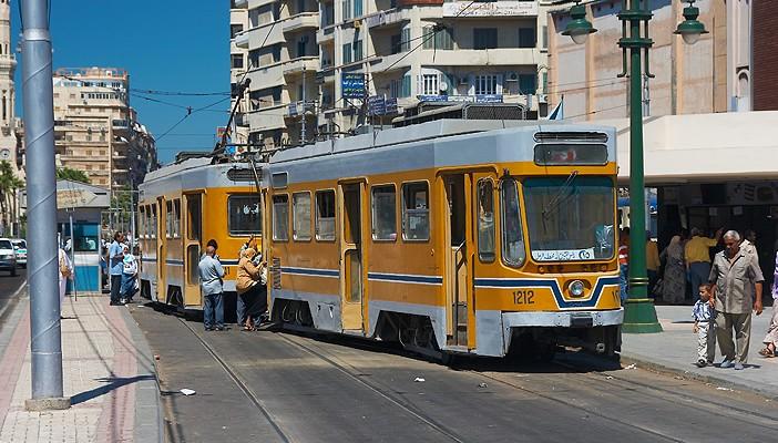 إعلانات تروج لـ”الدعارة” بالإسكندرية تثير غضب النشطاء