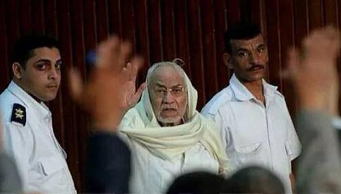 السلطات المصرية تسمح بسفر كريمة مرشد الإخوان السابق إلى قطر