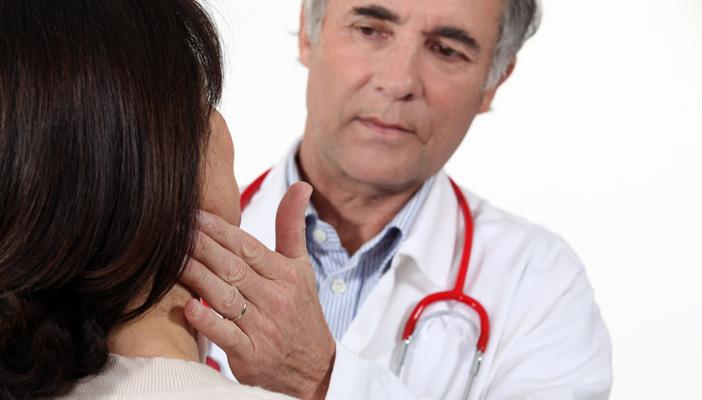 اكتشاف أحدث جراحة لعلاج سرطان الغدة الدرقية بالروبوت