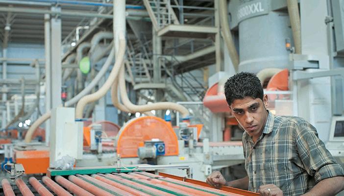 6.7% انخفاضًا في إنتاج الصناعات التحويلية والاستخراجية