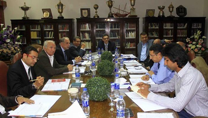 بالفيديو.. الأهلي يضع 4 لاعبين تحت المنظار