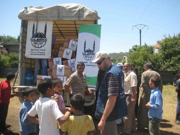 إطلاق “حتى لا يموتوا جوعا” لإغاثة أكثر من 300 ألف لاجئي سوري