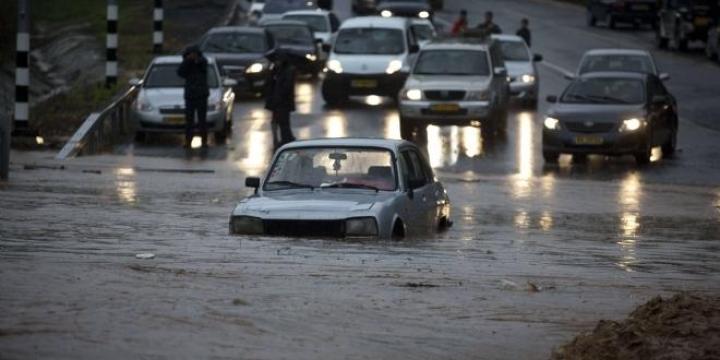 استمرار سقوط الأمطار والانخفاض في درجات الحرارة بشمال سيناء