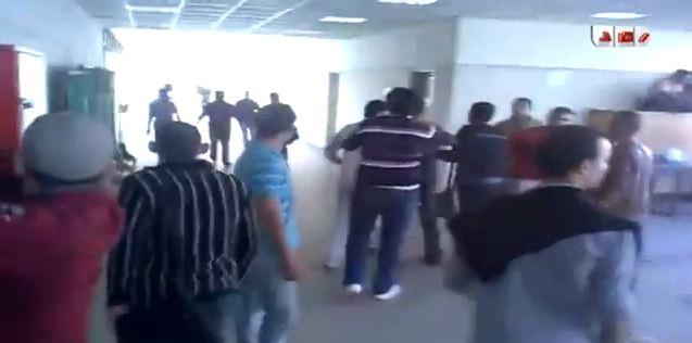 مشاحنات بين طلبة “المنصورة” بسب إلغاء انتخابات إتحاد الطلاب