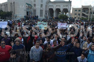 أهالي بورسعيد: “مصر ميحكمهاش سفاح والسيسي ياخد إعدام”