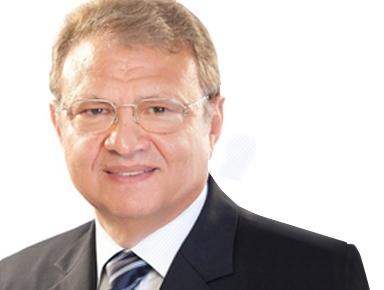 وزير الاتصالات:سداد الضرائب الكترونيا في340مكتب مارس الجاري