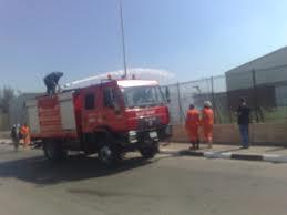 إخماد حريق بمخزن بويات بالأقصر