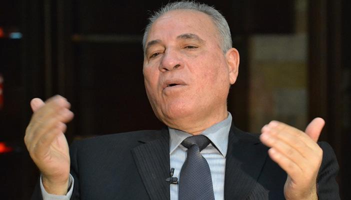 الرشوة والفساد والسب وازدراء الأديان.. قضايا تلاحق “الزند”