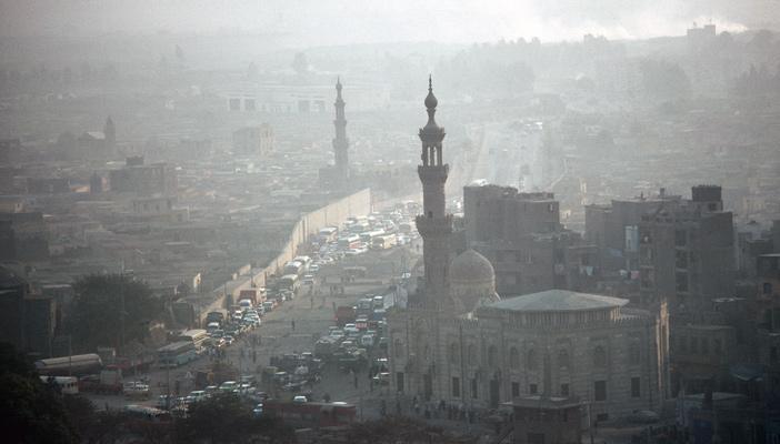 تعرف على أسباب أمراض القلب والشرايين.. الخروج من القاهرة حل استراتيجي