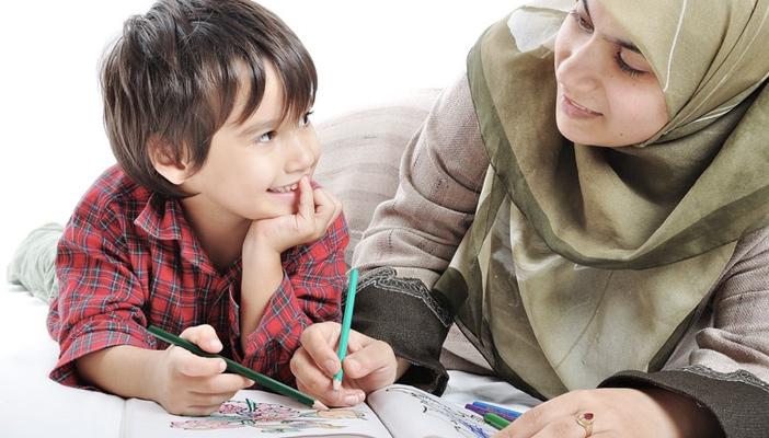 اعترافات معلمة منزلية سابقة.. أم تحكي تجربتها في تعليم أبنائها منزليا