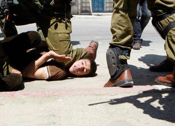 السلطات الإسرائيلية تمنع الأطفال الأسرى من التعليم