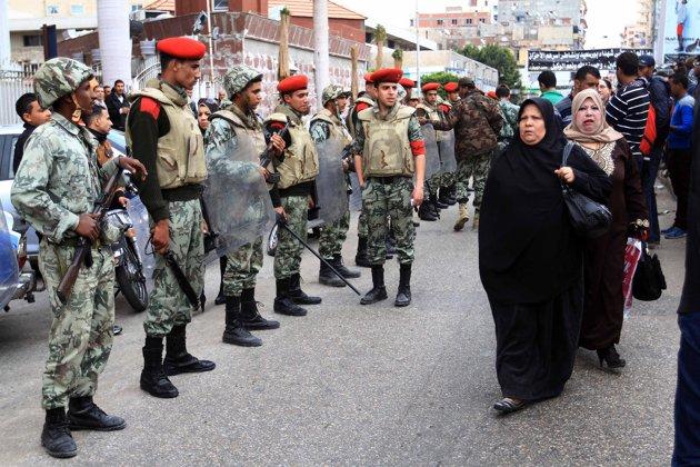 الجيش يدعو البورسعيدية لدفع أبنائهم الى المدارس الأحد القادم