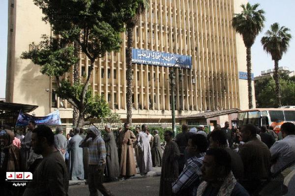 منظومة الدقيق.. المخابز ترفضها و الوزارة شعارها” المواطن أولا”