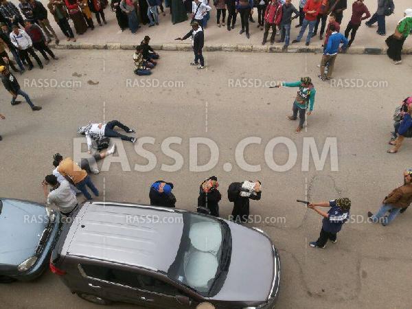 طلاب حلوان ينظمون معرضا مصورا و”فريزنج” لعرض انتهاكات الانقلاب