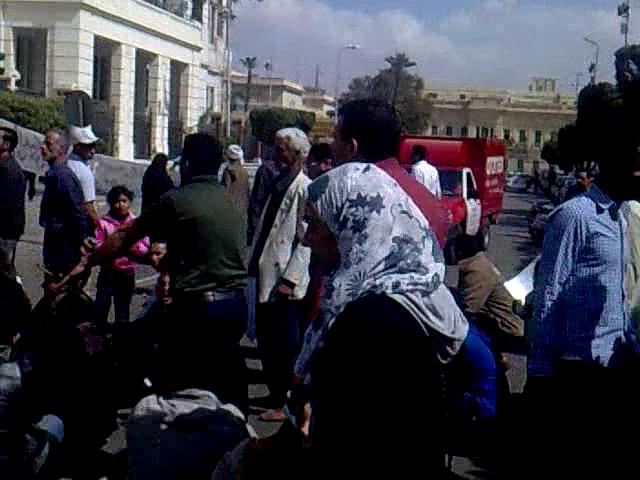 سكان عشوائيات الدويقة يهددون بحصار محافظة القاهرة