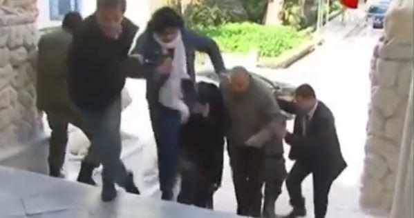 بالفيديو.. لحظة تحرير رهائن متحف العاصمة التونسية