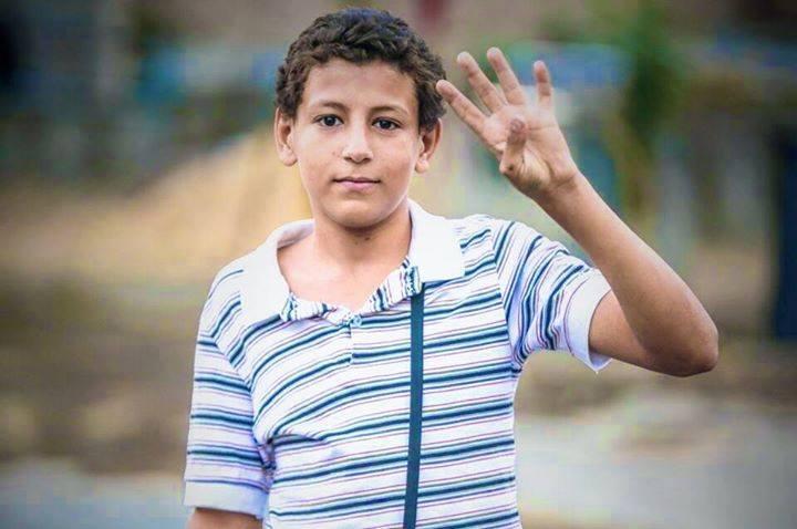 إفراج للطفل “عبادة جمعة” بعد 7 أسابيع  فى سجون الانقلاب