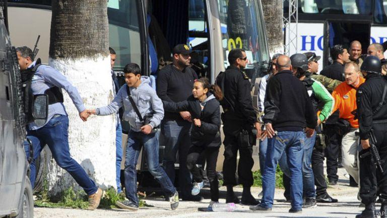 ارتفاع حصيلة ضحايا متحف تونس إلى 22 قتيلا