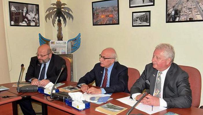 “العمل اللبناني” في الإمارات يطالب بتصويب العلاقات اللبنانية الخليجية