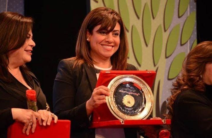 بالفيديو.. نشوى مصطفى تجامل الحضور الكنسي بـ”بسملة” محرّفة