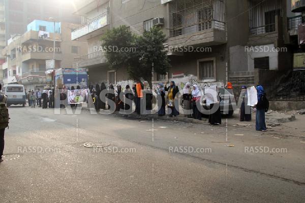 سلسلة بشرية لحركة 7 الصبح بحلوان رفضًا للانقلاب العسكري