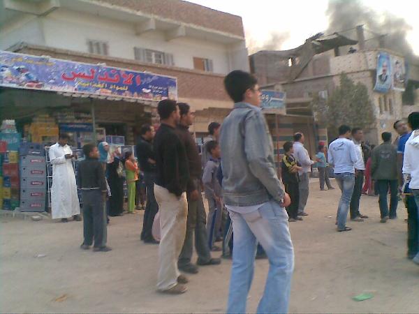 قطع طريق الحوامدية – أبو النمرس للإفراج عن بائع مخدرات