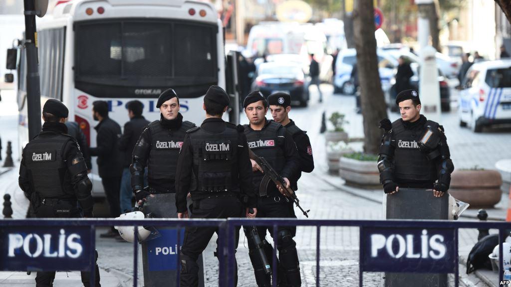 السلطات “الإسرائيلية” تستعيد مصابيها الخمسة في هجوم إسطنبول