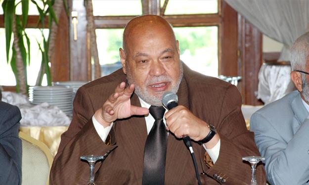 “مكي” يطالب مجلس الوزراء إعفائه من منصبه