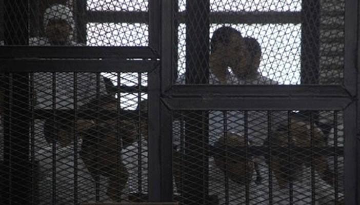 تأجيل محاكمة 37 متهمًا بالاستيلاء على أموال مصابي الثورة