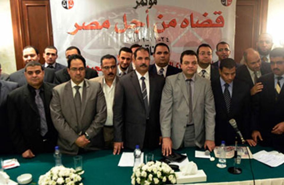 حكم غير قابل للطعن.. عزل 15 قاضيًا من حركة “قضاة من أجل مصر”