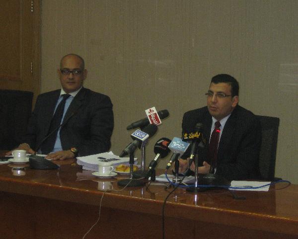 النجار:نأمل في طرح اول صك مصري يوليو المقبل