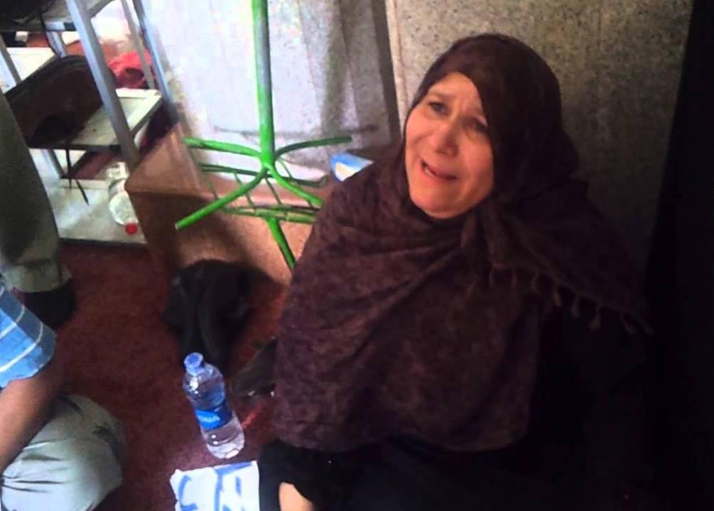 في عيد الأسرة.. أمهات محرومات من أحضان أبنائهن