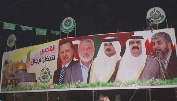 مصدر لـ”رصد”: شعار الإخوان موجود على أغلب لافتات “حماس”