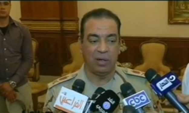 قائد بالجيش يدافع عن إختراع علاج الإيدز