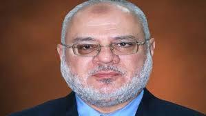 محلب يعزل رئيس جامعة بورسعيد لإنتمائه للإخوان