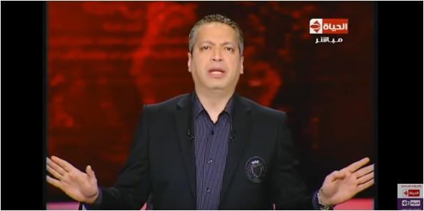 تامر أمين لـ”ياسر البرهامي” بعد تحريمه عيد الأم: “حُرمت عليك عيشتك”!