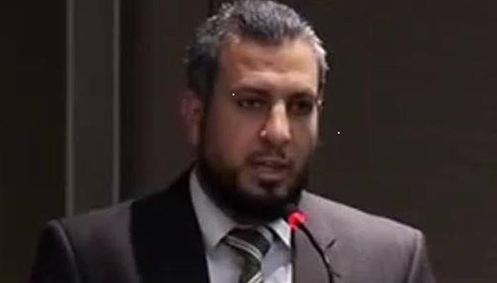 تشويه للدين.. واحتواء للشباب