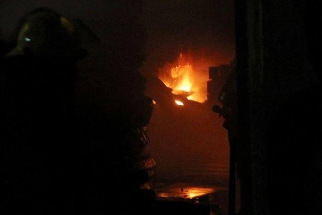 إشتعال النيران بمحول كهرباء بمدينة المحلة