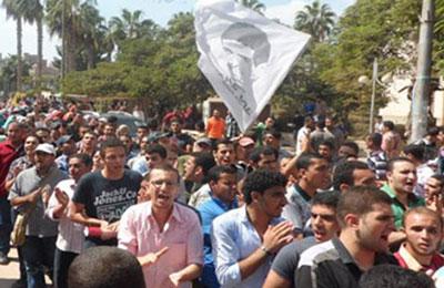 انتفاضه ثورية تزامنًا مع محاكمة مرسي فى قضية “الاتحادية”