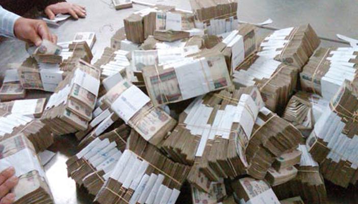 خبير لـ”رصد”: قرارات الدولة في صالح رجال الأعمال على حساب المواطن