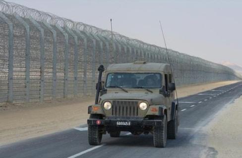 إطلاق نار على دورية صهيونية قرب الحدود مع مصر ولا إصابات